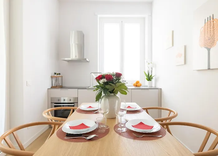 Stylish 2br 2ba Newly Renovated Apartment-lorenzoilmagnifico Daire Roma